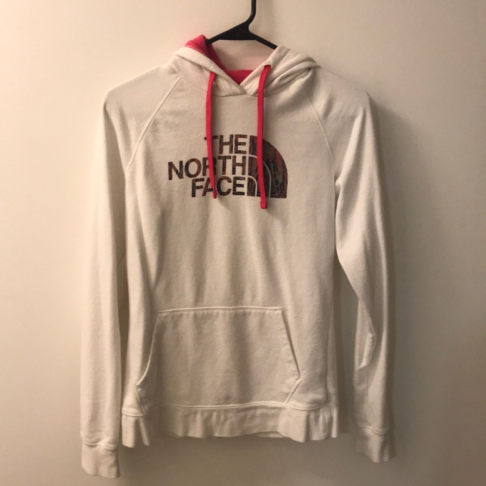 Hoodie ~ The North Face💓